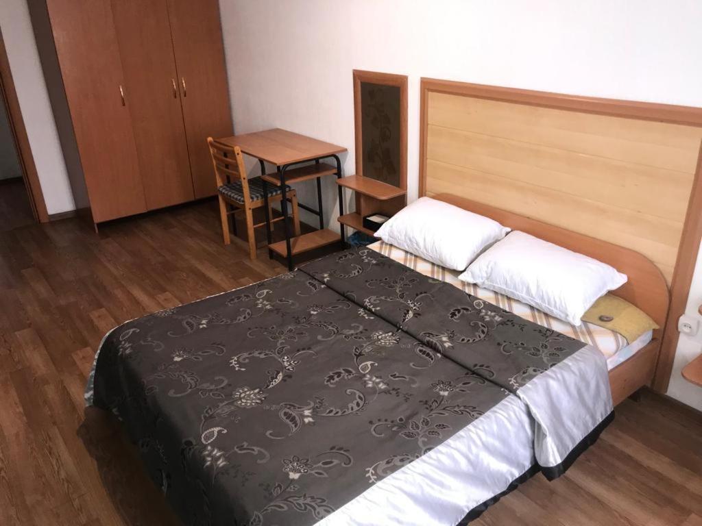 2 Rooms Apartment Near Kaznu, Botanical Garden,Un, Atakent, Forum アルマトイ エクステリア 写真